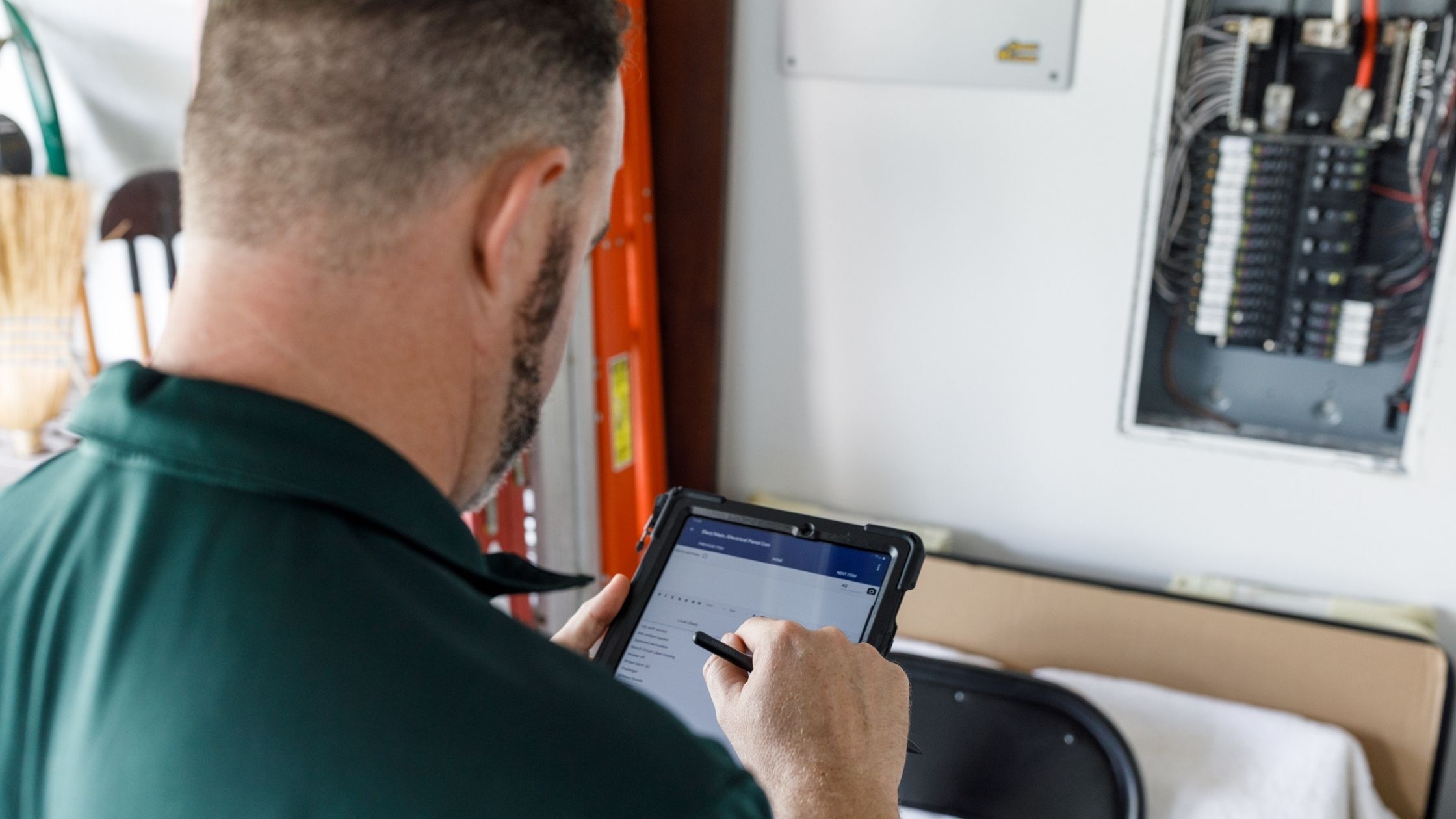 Why More Real Estate Agents Are Turning to Super Inspection Pros For