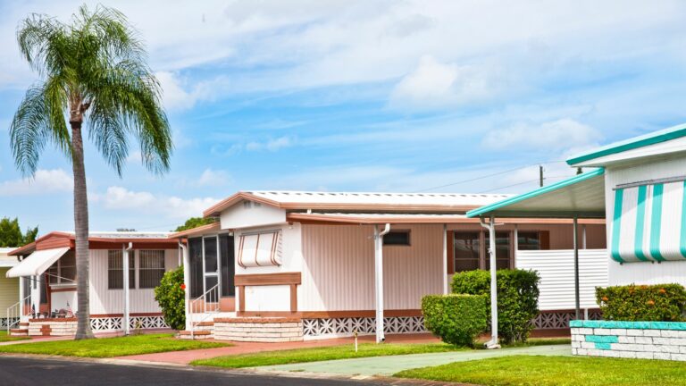 Hurricane Season is Here: Get a Mobile Home Tie-Down Inspection for Your Family's Protection